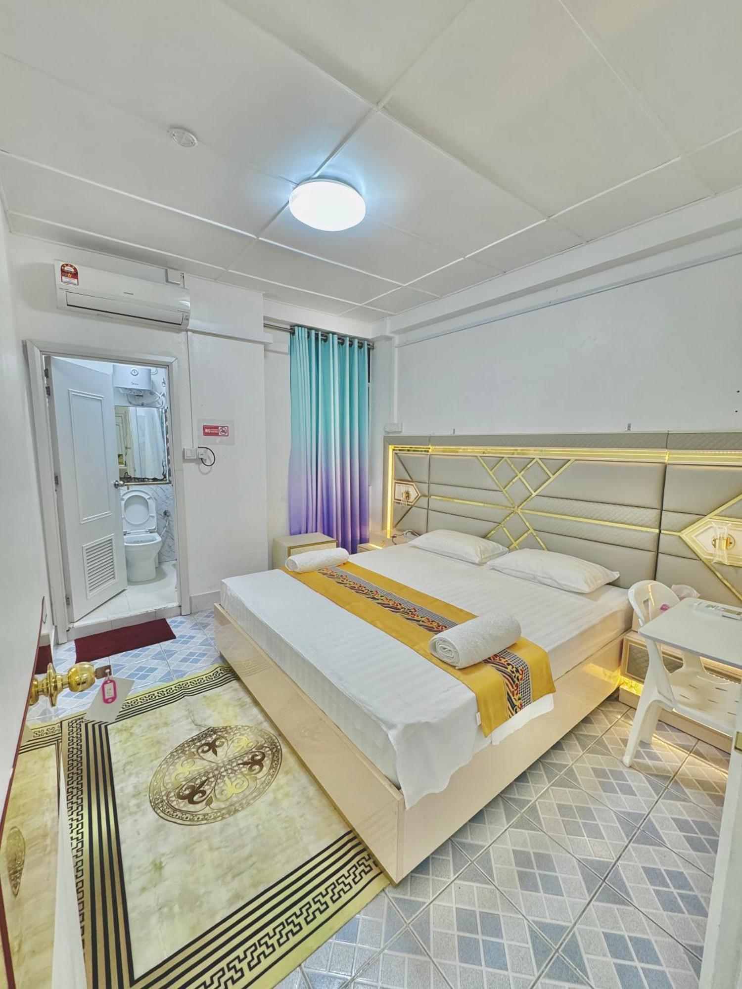 Apartament Ontrack Travel Male Zewnętrze zdjęcie